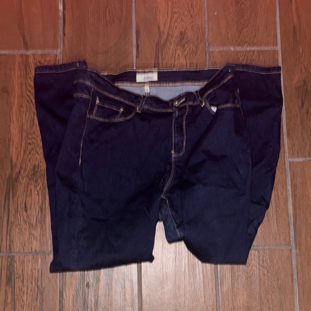 Dark Indigo STRAIGHT Cut Women's Jeans